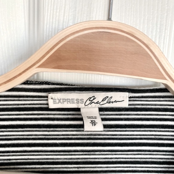 Black White Striped Knit Tie-Front Drape Front Long-Sleeve Bolero Shrug Jacket - Picture 6 of 7